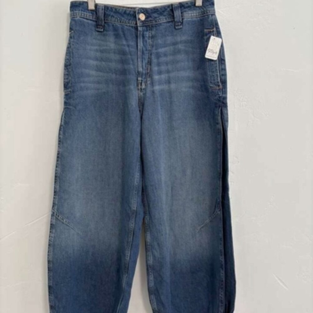 NWT We The Free Kingston Baggy Barrel Jeans women's size 29 pants